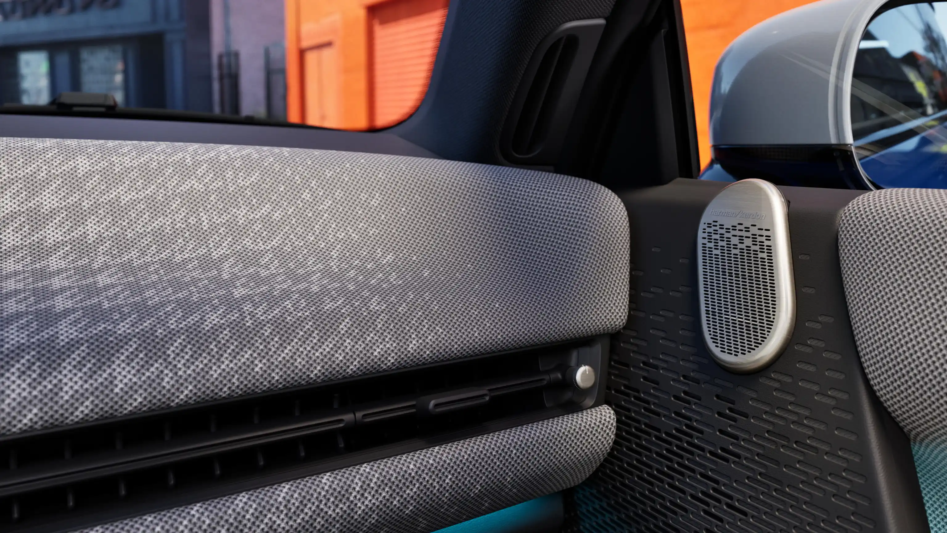 All-Electric MINI Cooper - Sound System