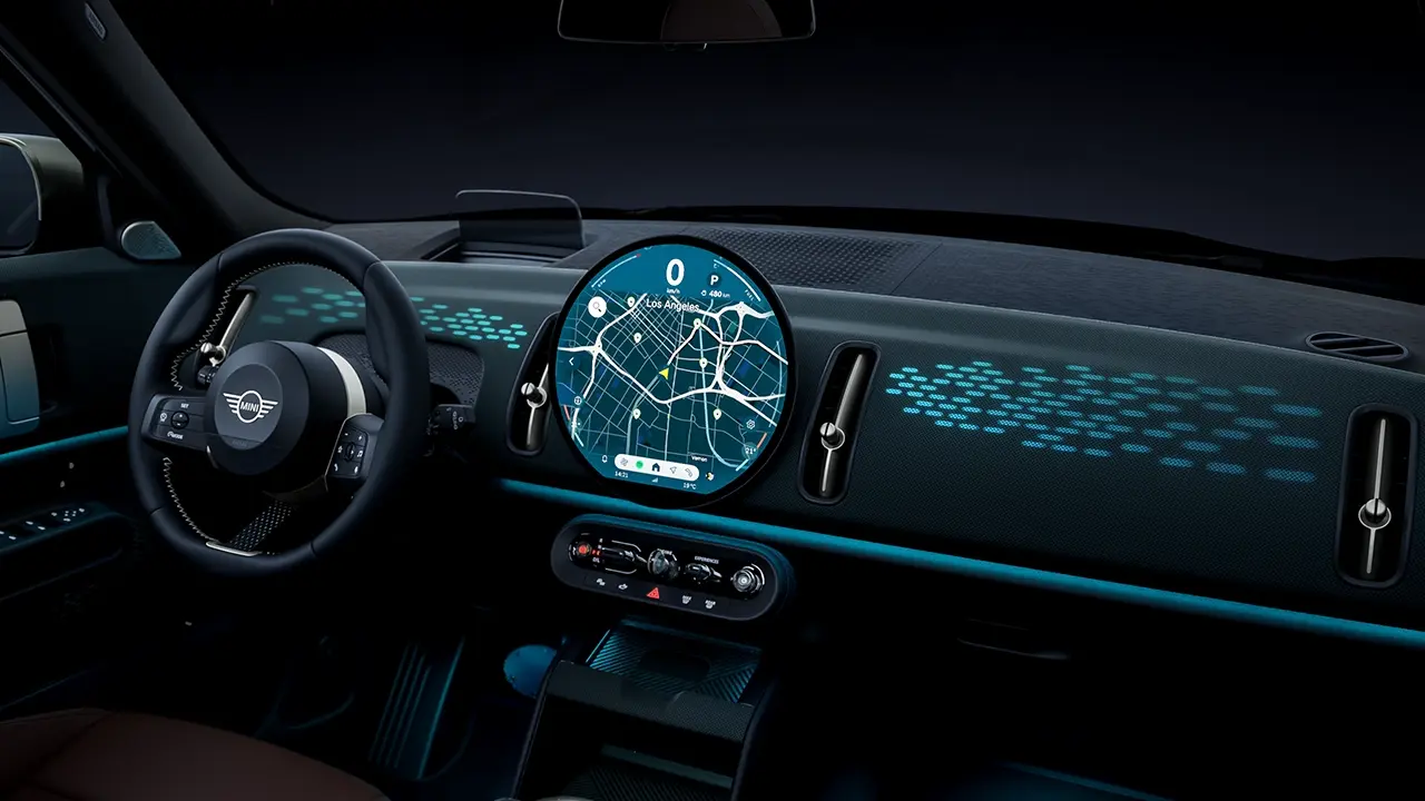Panoramic view of the illuminated dashboard of the MINI Countryman
