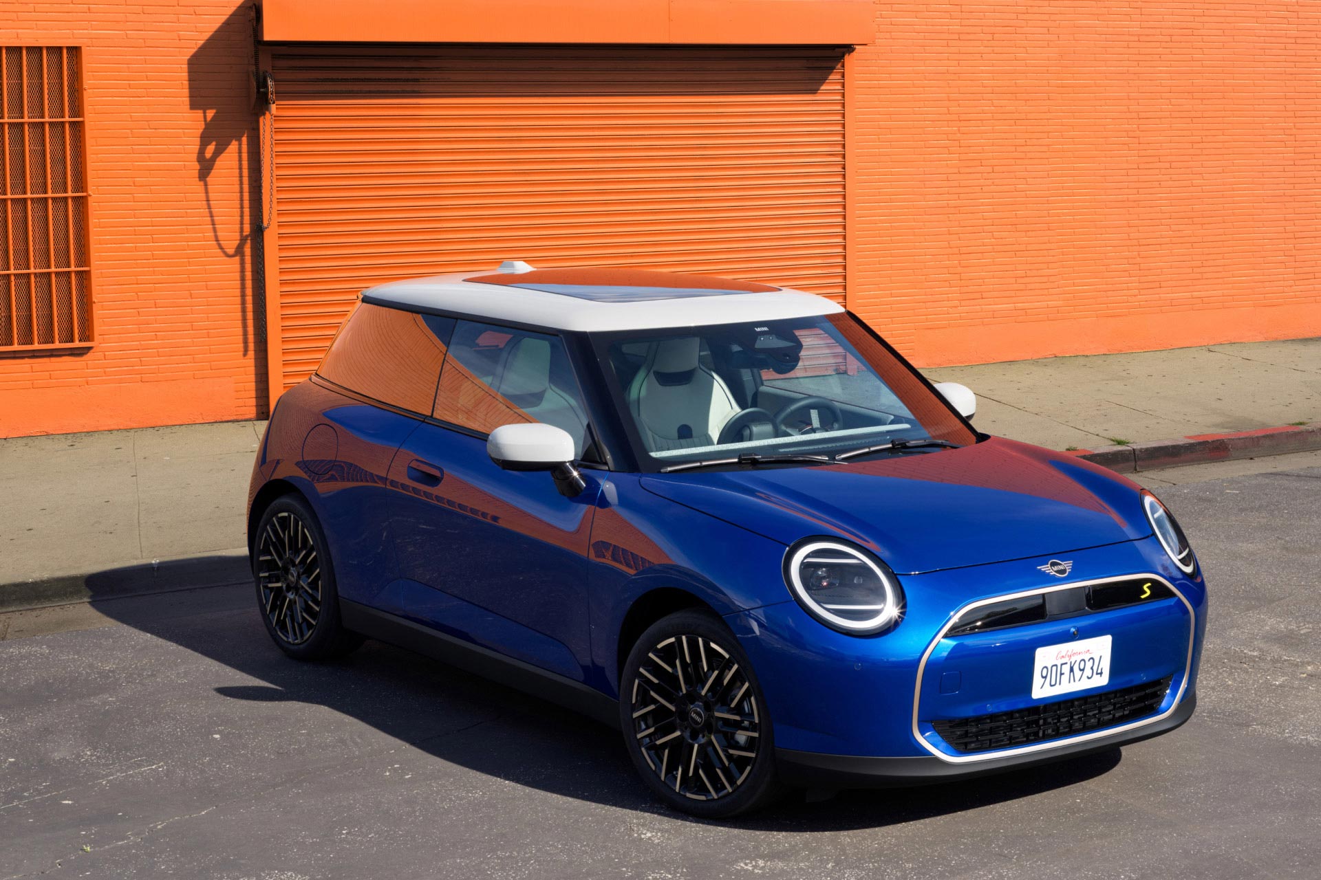 All-Electric MINI Cooper - Exterior and Design | MINI UK