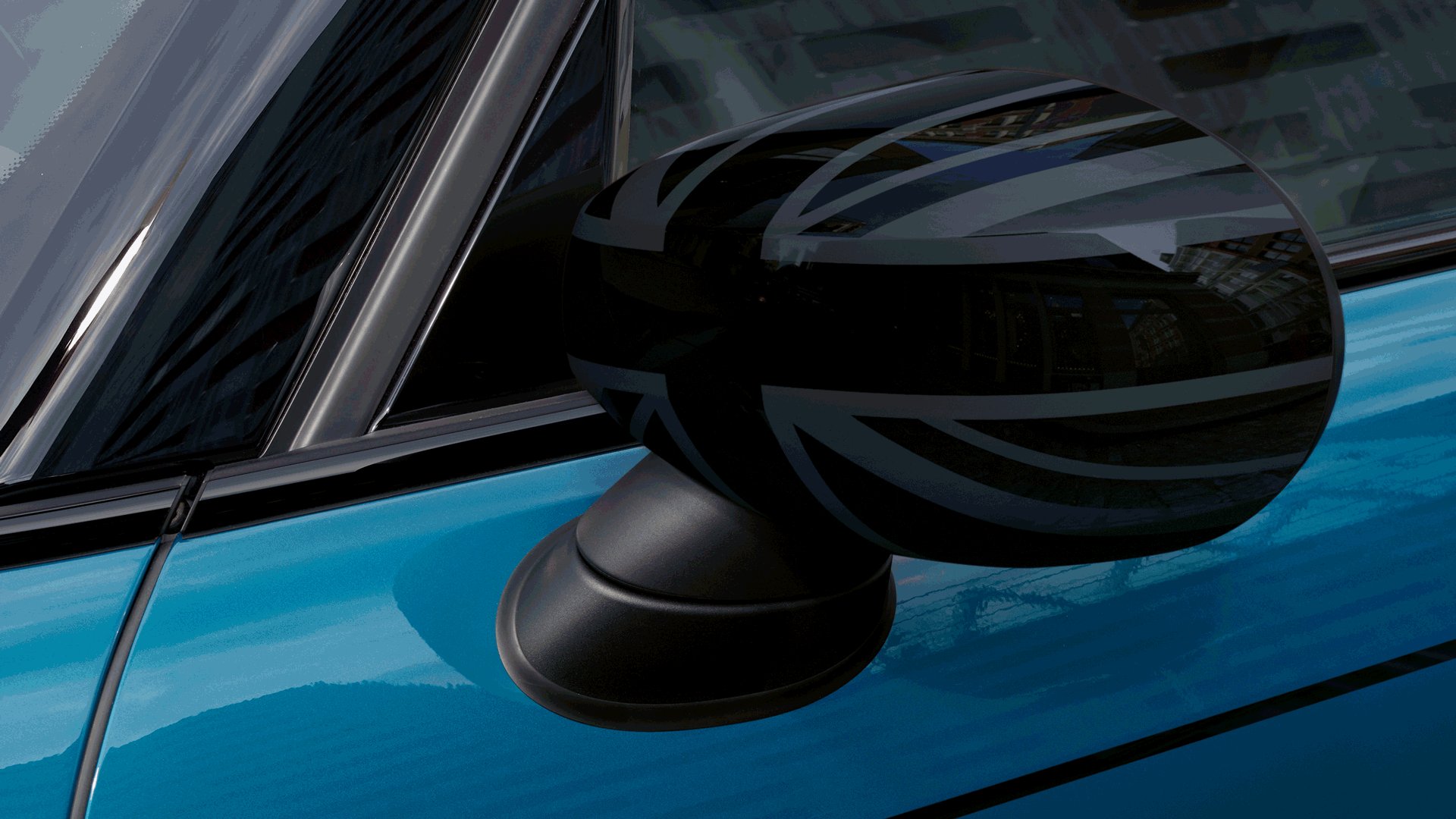 MINI After Sales - winter campaign - mirror caps
