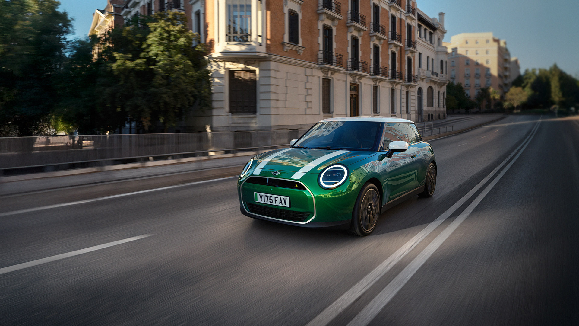 MINI UK Official Website: Find, Configure, Customise Your Car