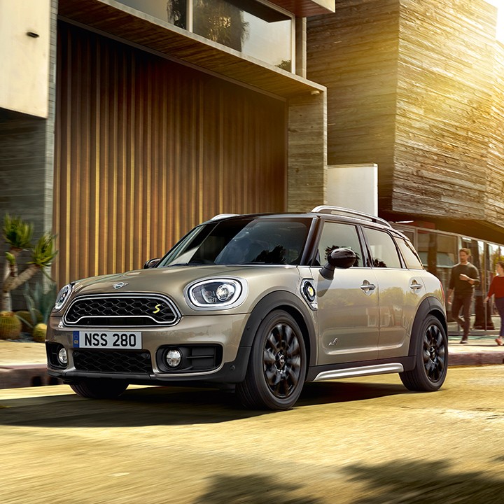 Select your MINI Countryman Plug-in Hybrid