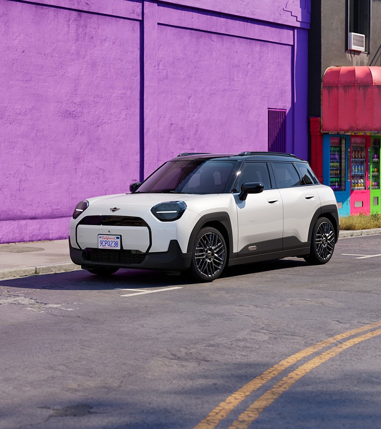 All-electric MINI Aceman E Classic with Nanuq White paint and 18” Night Flash Spoke Grey wheels.