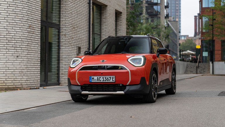 MINI Countryman front