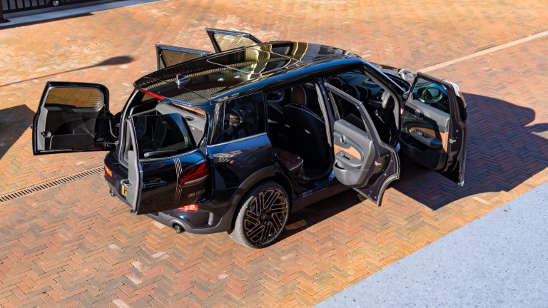 MINI Clubman Final Edition - mosaic gallery - rear doors