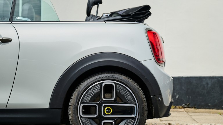 All-Electric MINI Convertible – 