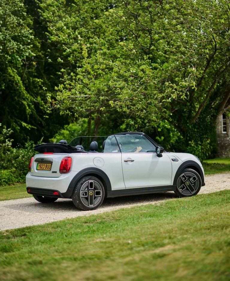 MINI Convertible Seaside Edition