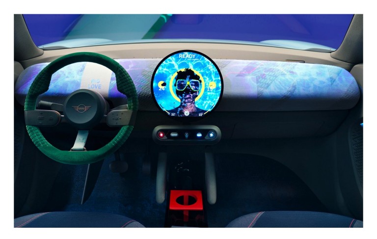 MINI Aceman Concept front panel