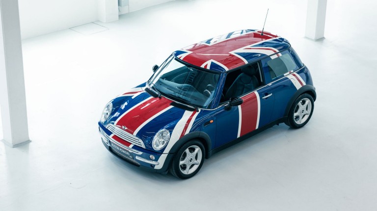 MINI Cooper Austin Powers top side view