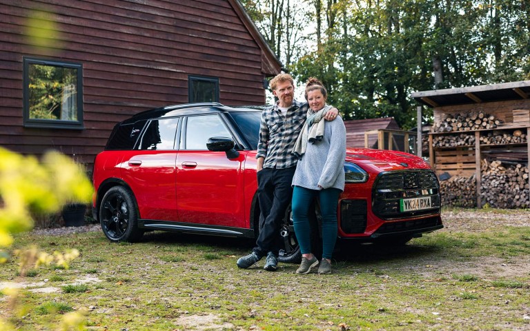 Neuer MINI Cooper 3-Türer British Racing Green Produktion