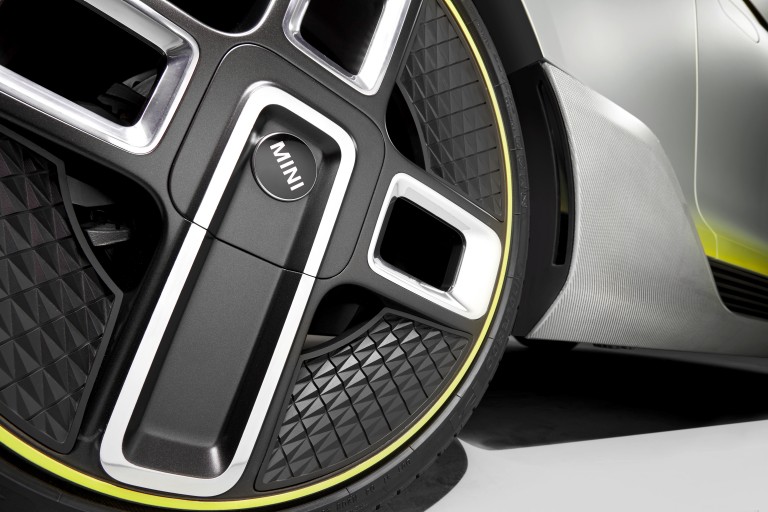 MINI Electric Preview