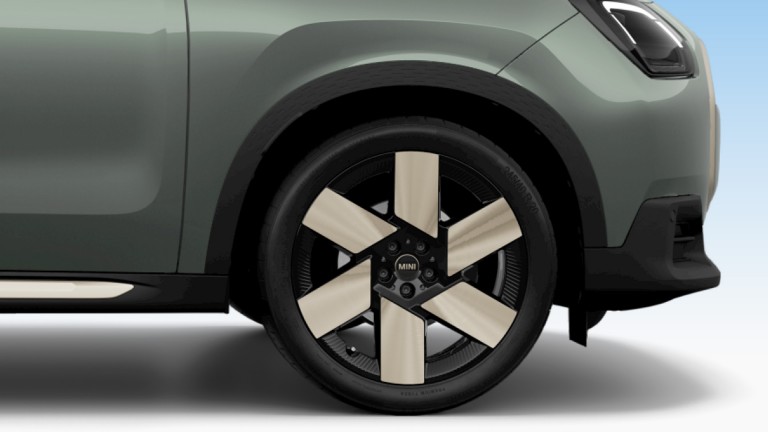 All-electric MINI Countryman – dimensions – wheels and rims