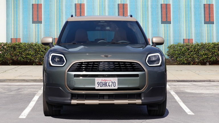 MINI Leasing - MINI Countryman - front view