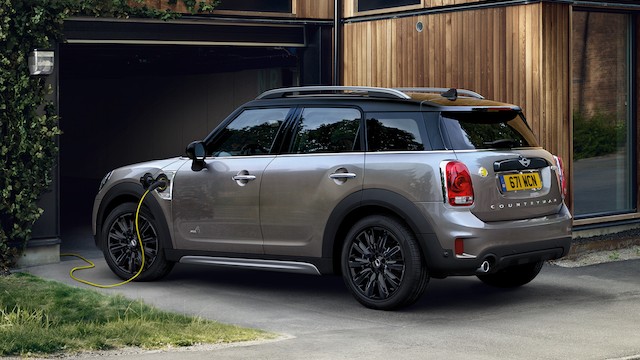 Used mini countryman plug shop in hybrid