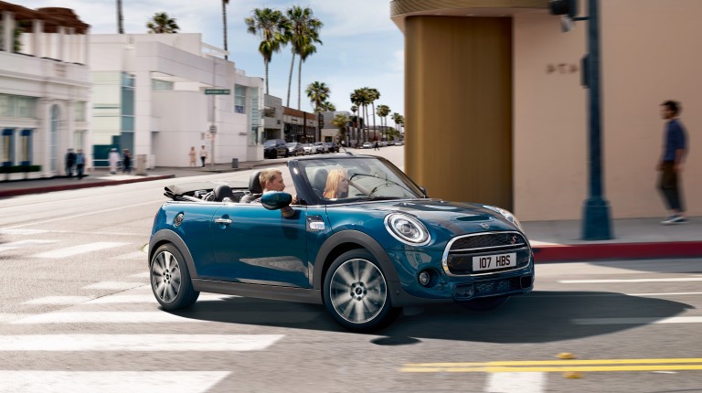 MINI Convertible Sidewalk Edition.