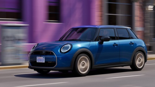 MINI Basic Loan – MINI Countryman - side view