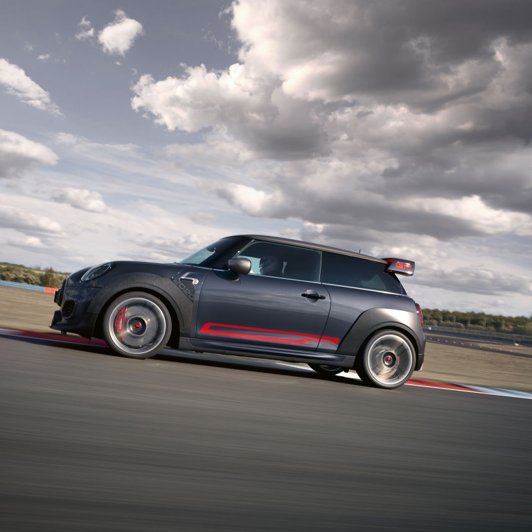 MINI John Cooper Works GP – grey and red – side view