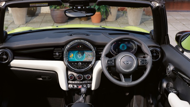 Driver Technology | Why MINI | MINI UK