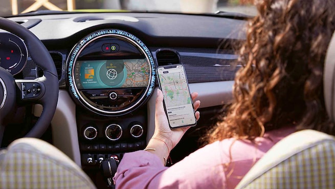 Mini hotsell cooper gps